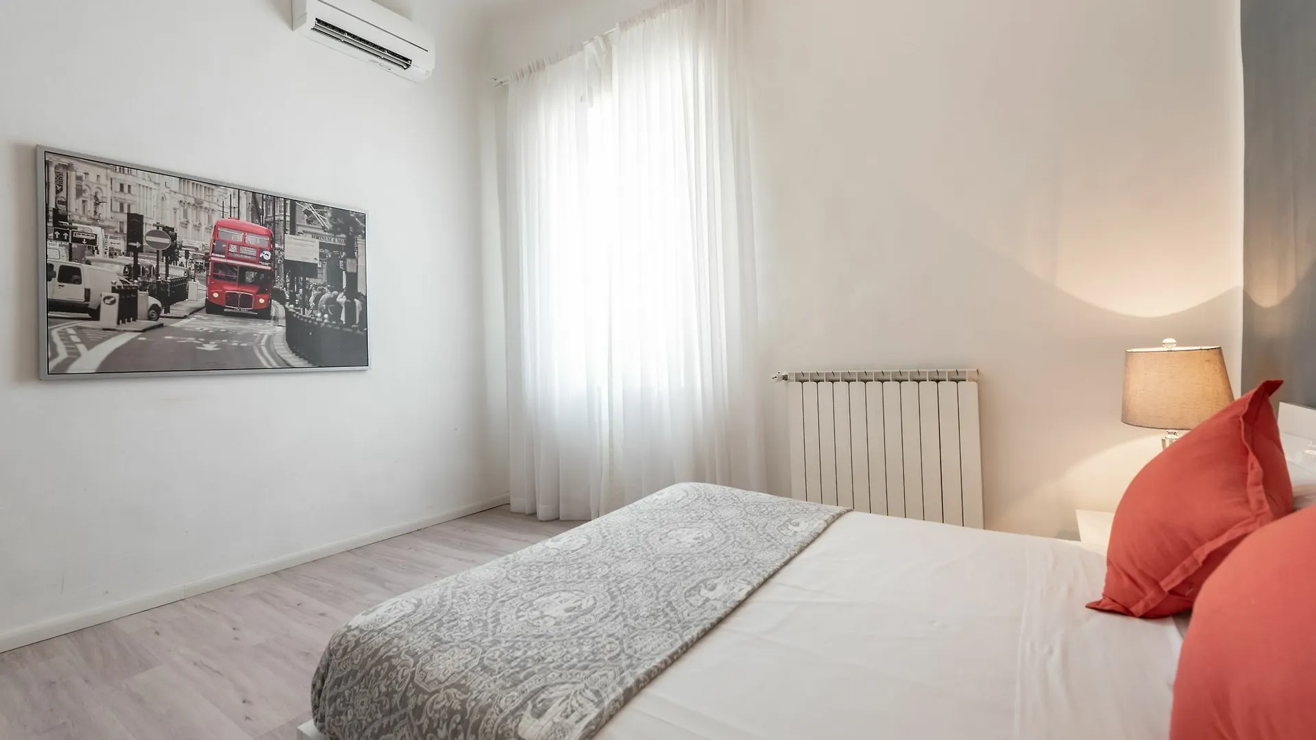Lovethestylish Oldbridge - Lovetheapartments Florencia Apartamento