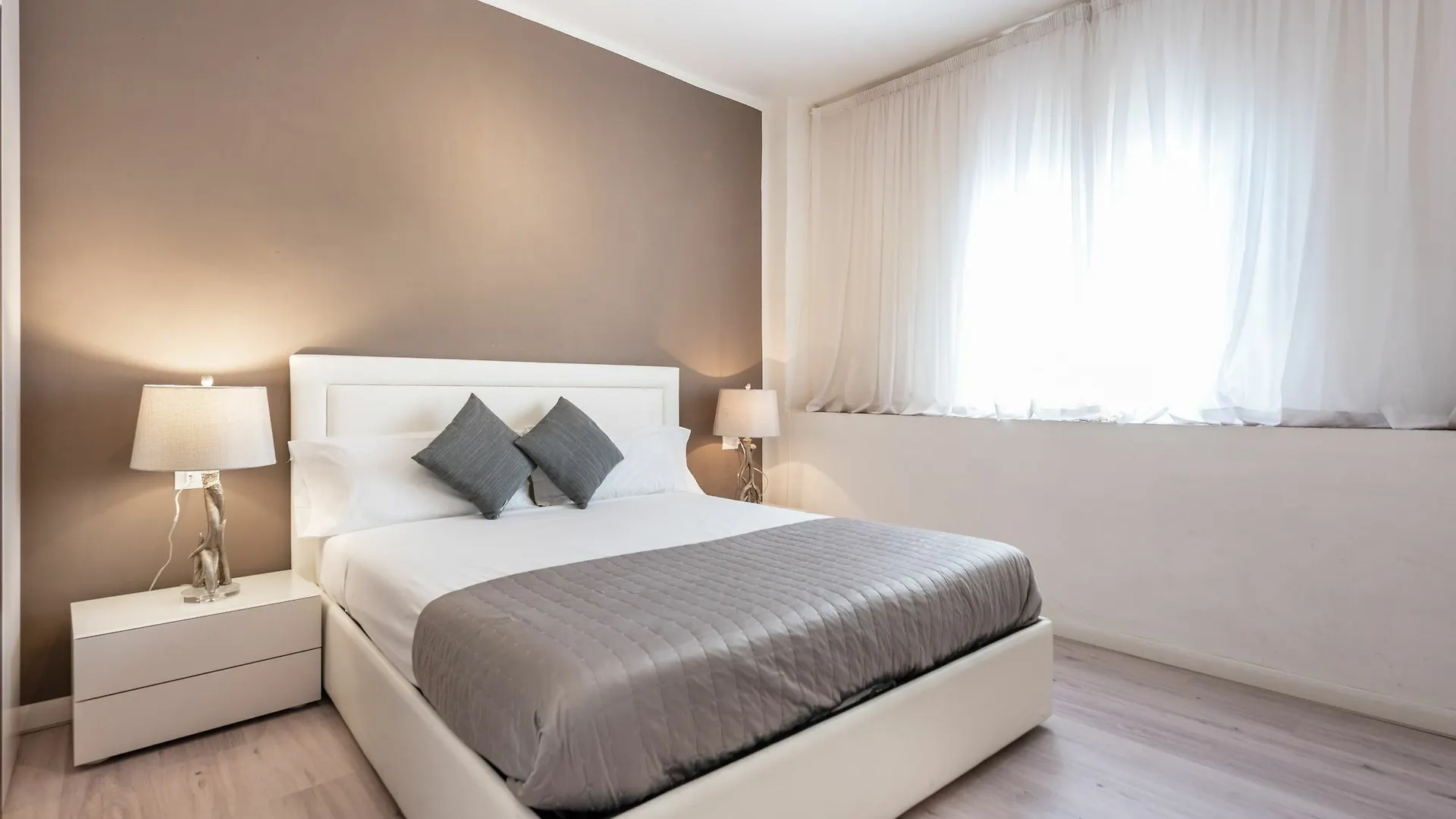 Apartment Lovethestylish Oldbridge - Lovetheapartments Florence