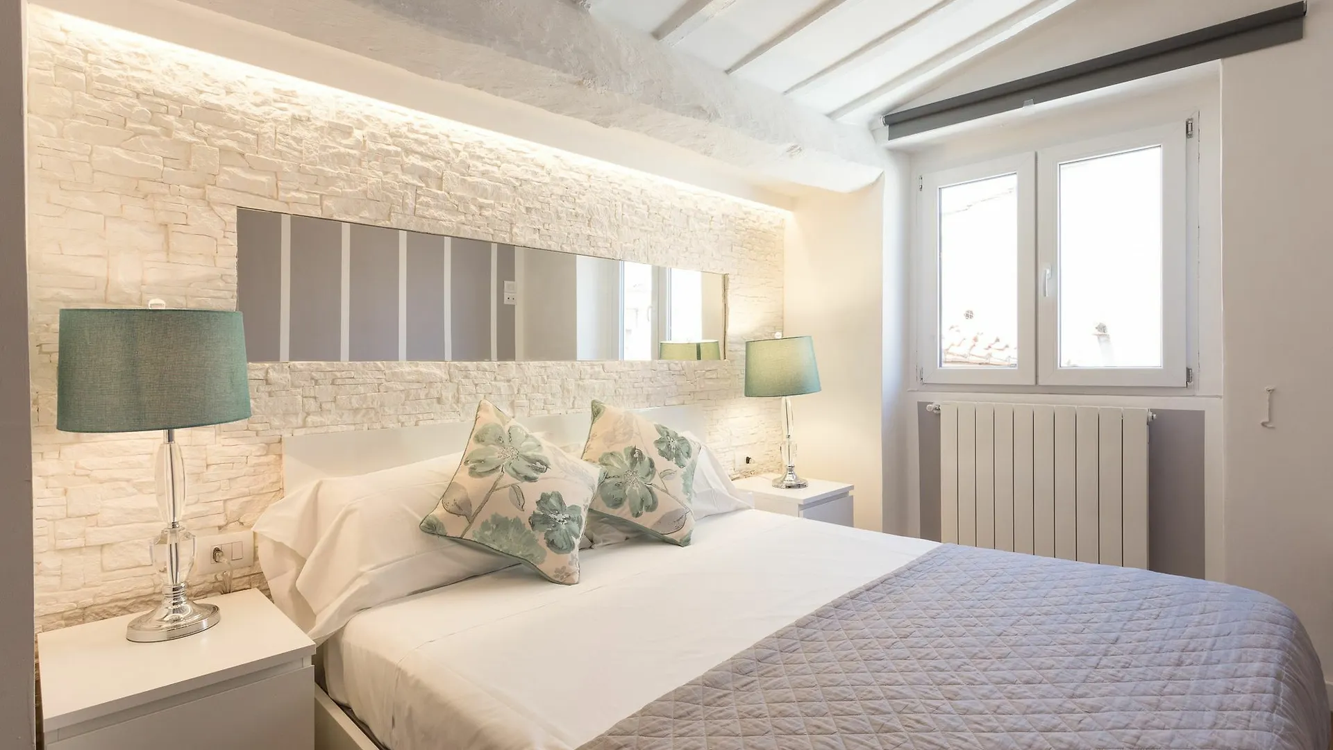 Lovethestylish Oldbridge - Lovetheapartments Florence 0*,  Italy