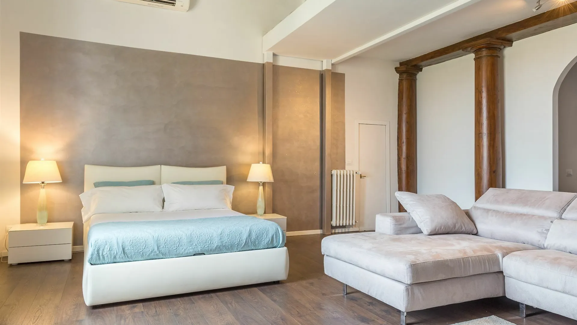 Lovethestylish Oldbridge - Lovetheapartments Florence Apartment